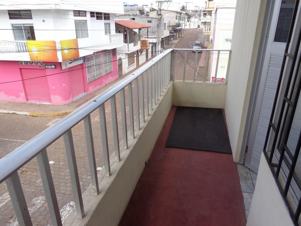 Hostal Miconia Puerto Ayora  Room photo
