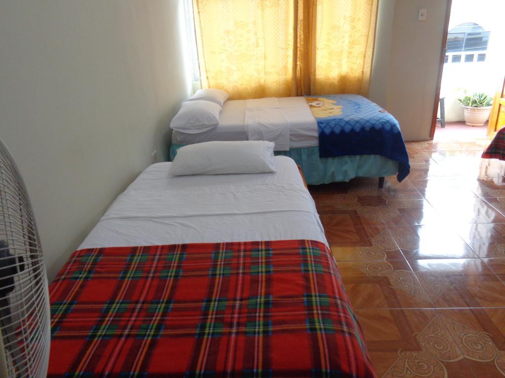 Hostal Miconia Puerto Ayora  Room photo